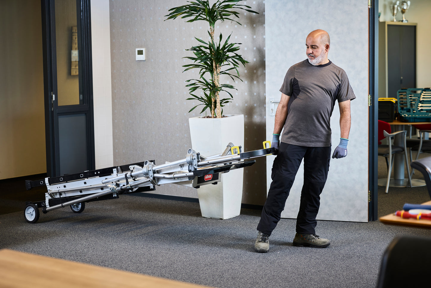 Rolguard Teleskop Plattformleiter 8/11